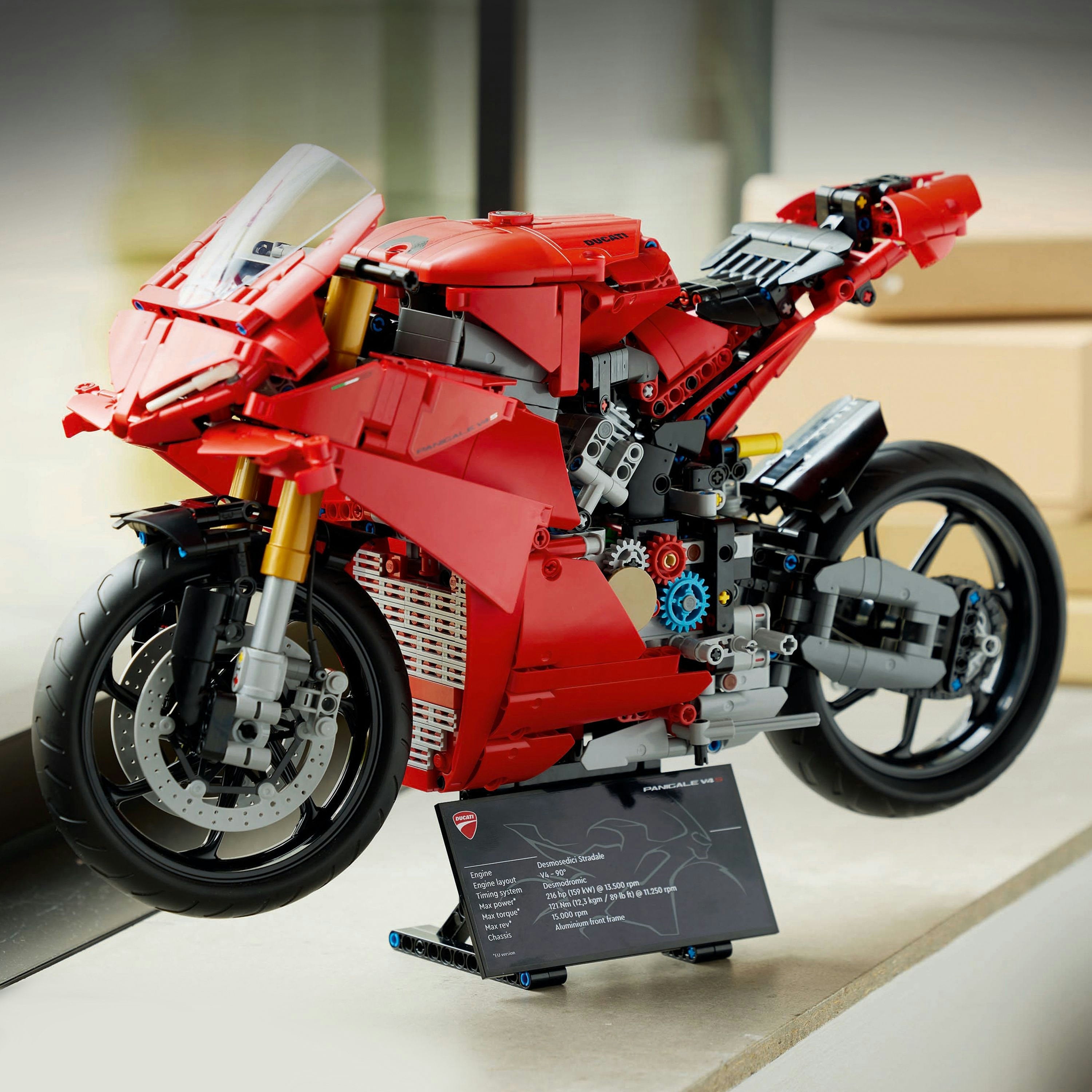 42202 Ducati Panigale V4 S Motorcycle