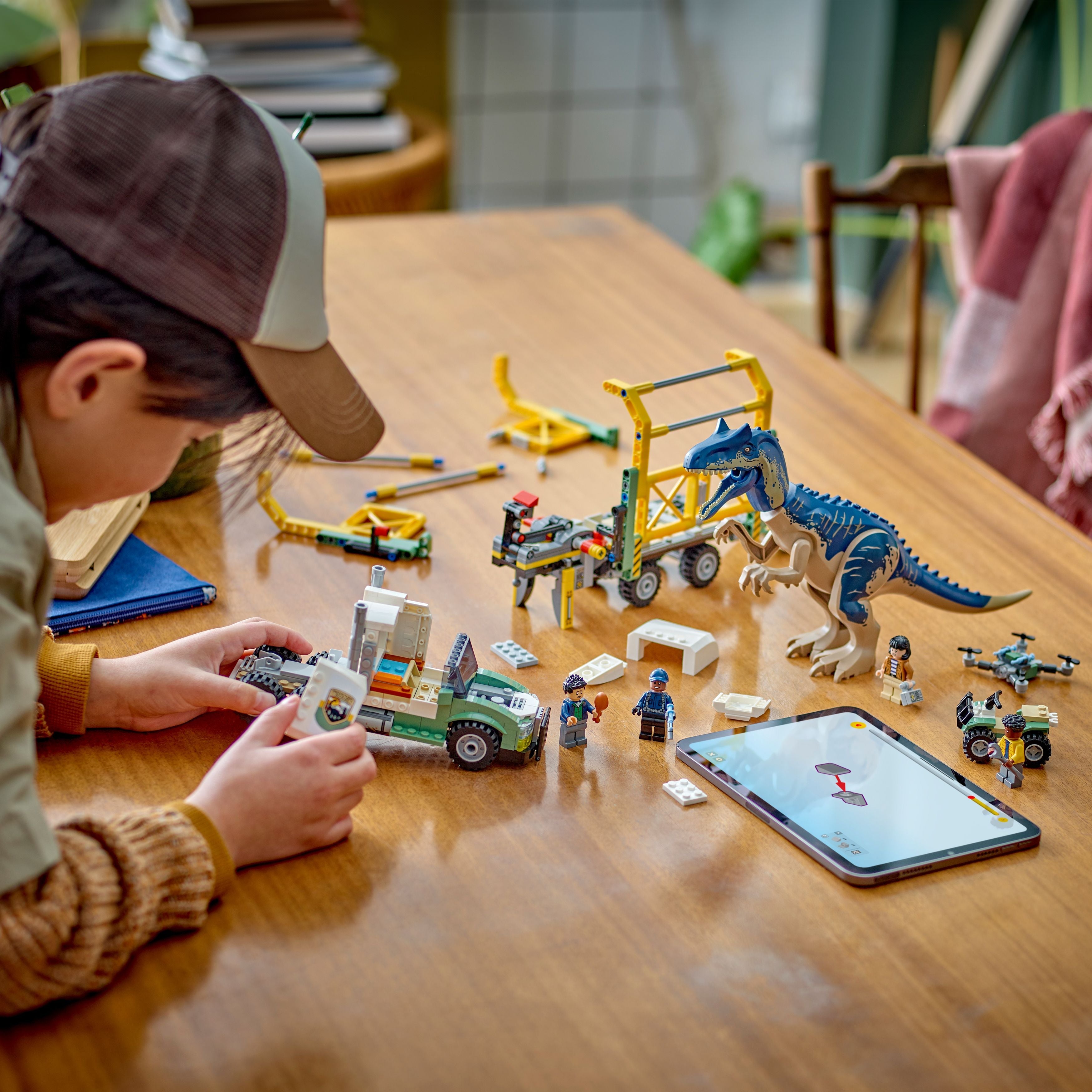 76966 Dinosaur Missions: Allosaurus Transport Truck