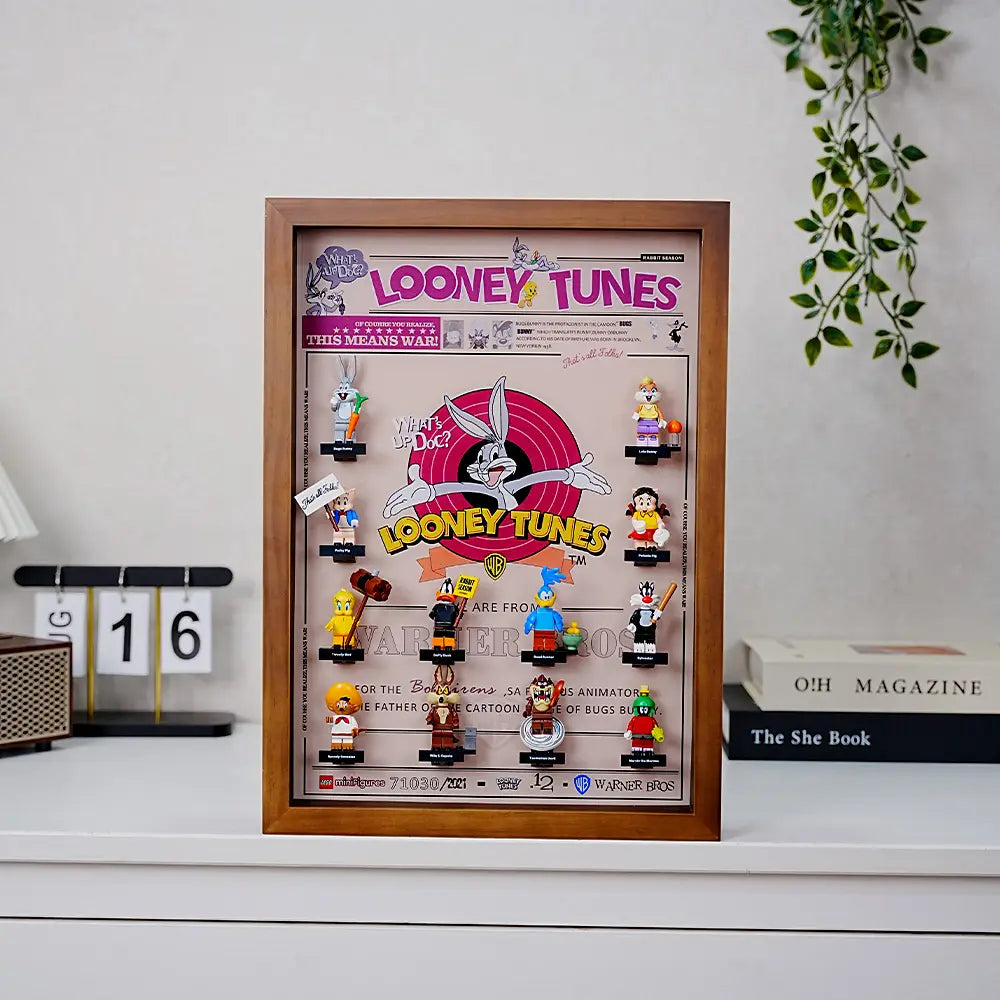 LEGO™ Show Case for Looney Tunes Minifigures (71030)
