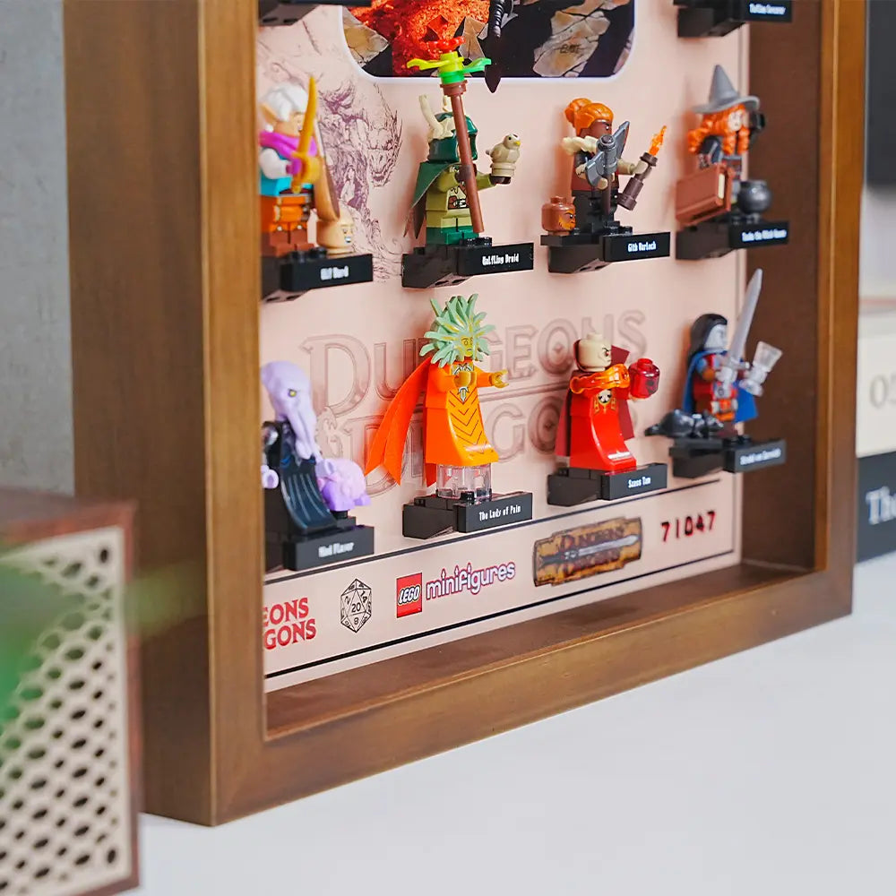 LEGO™ Show Case for Dungeons & Dragons Minifigures (71047)